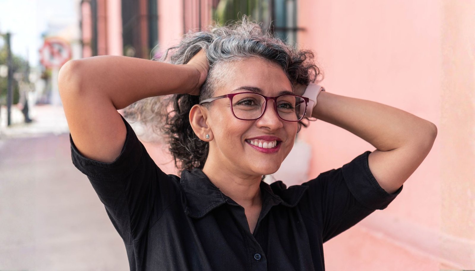 Penyebab Uban Muncul di Titik-Titik Tertentu