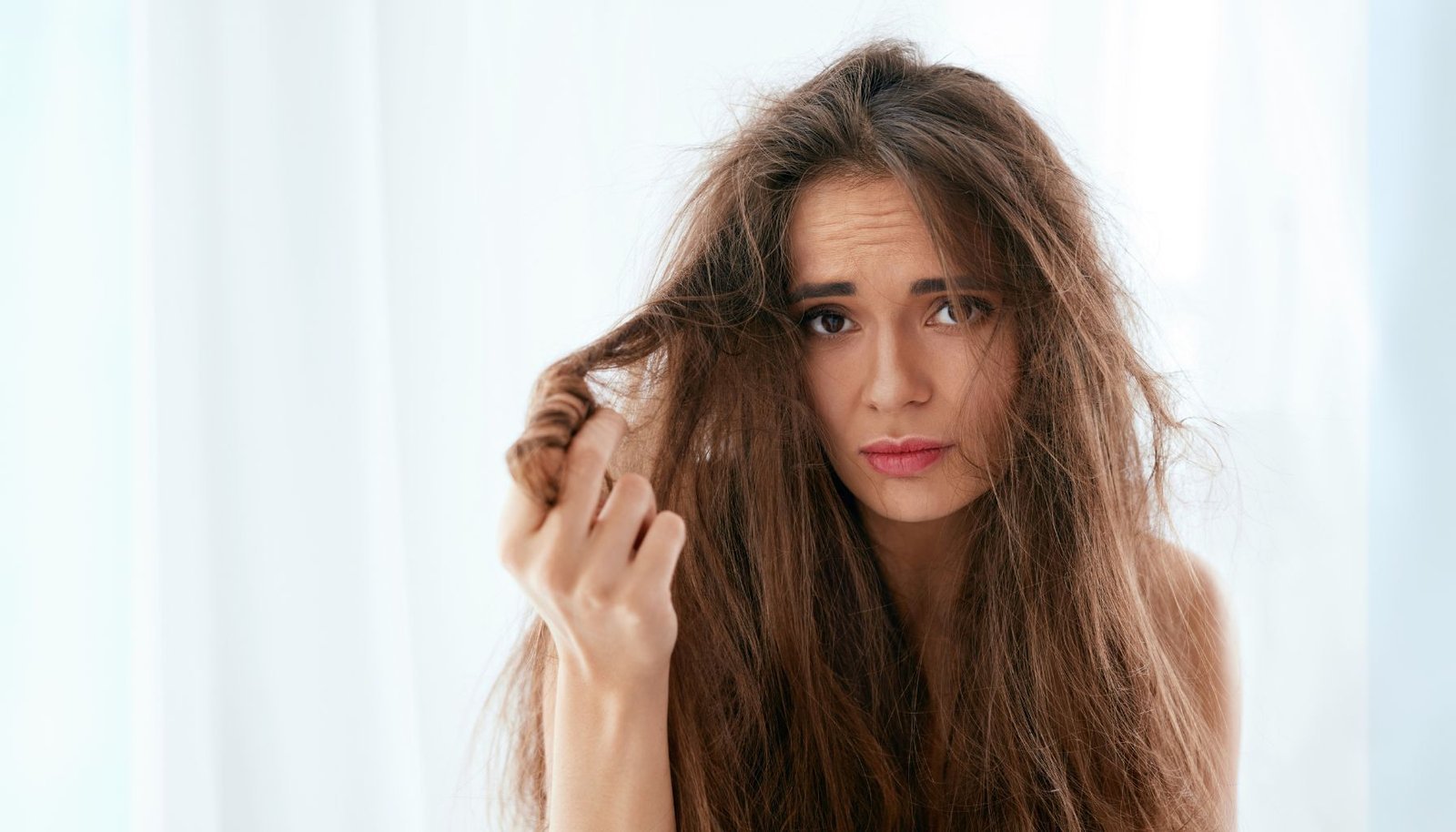 Penyebab Rambut Rusak dan Cara Memperbaikinya